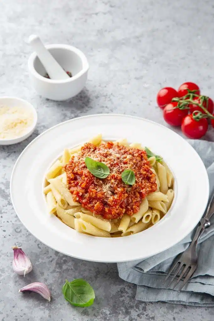authentieke-italiaanse-pastasaus-maken-gezond-weekmenu