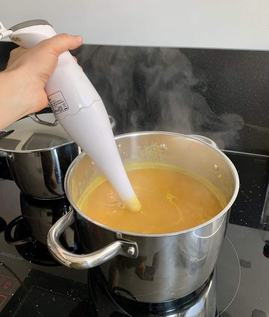 zoete-aardappelsoep-recept-gezond-weekmenu