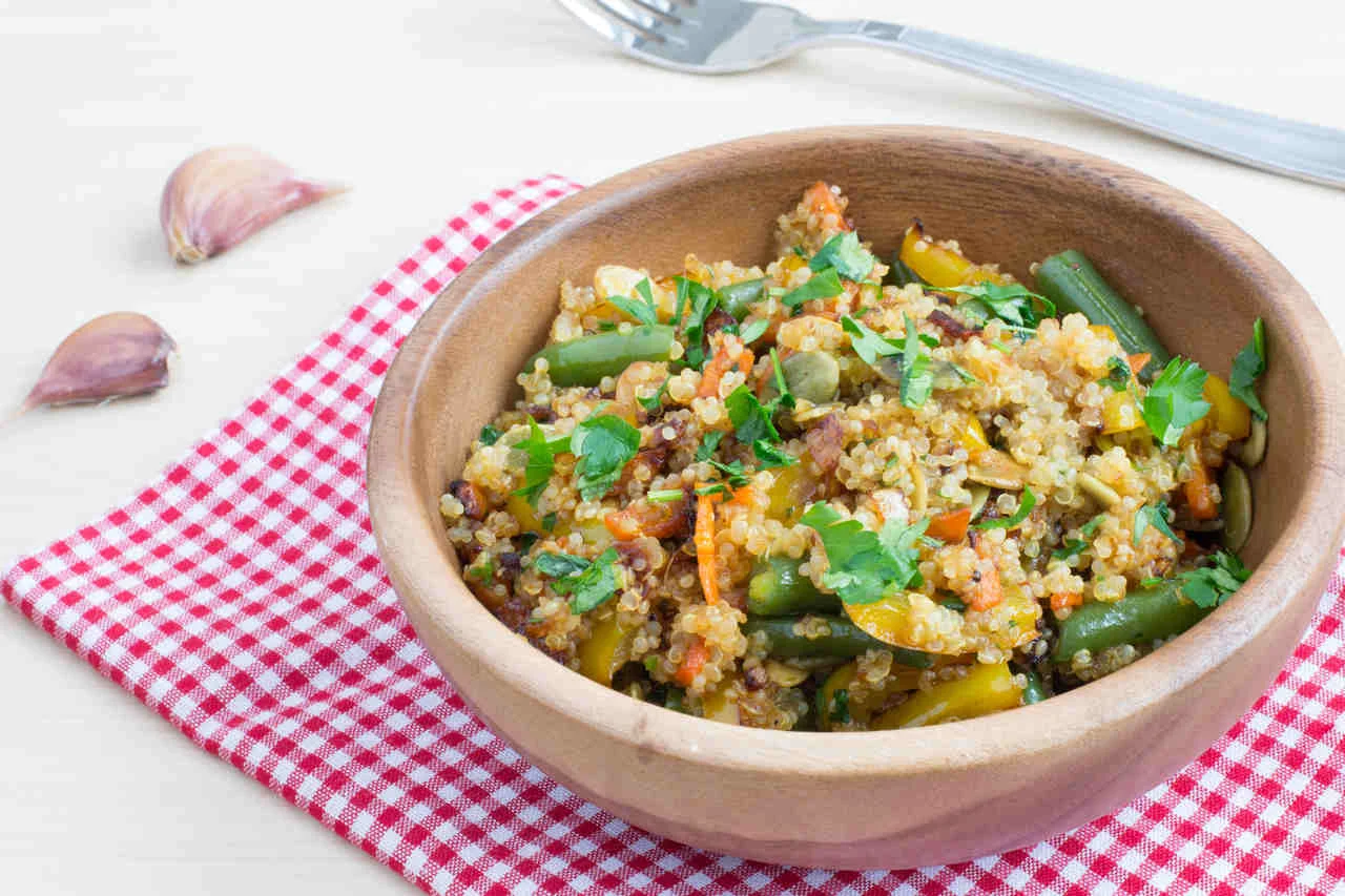 quinoa-met-kip-gezond-weekmenu