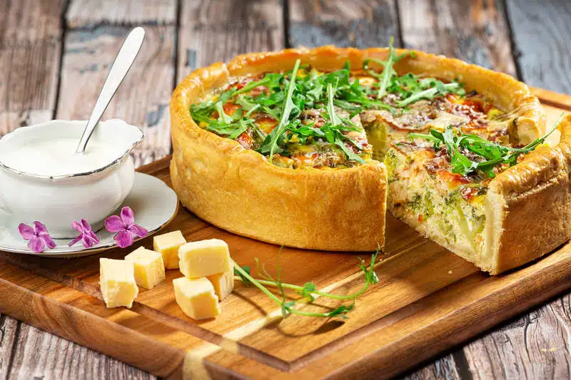 hartige-taart-met-tonijn-gezondweekmenu.nl